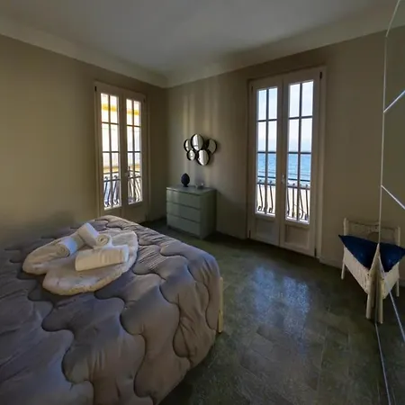 Xx Settembre 74 אלסיו