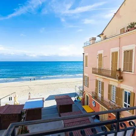 Xx Settembre 74 - Terrazza Sul Mare *